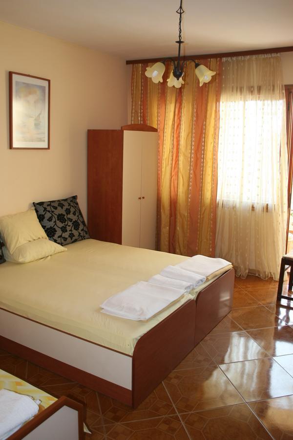 Homestay Kostadinov Pomorie Buitenkant foto